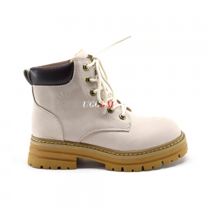 UGG TROPHY BOOT WOMENS SAND