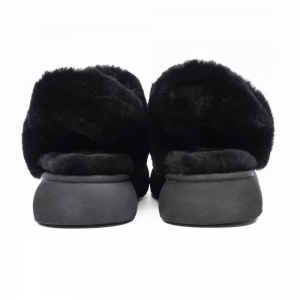 UGG SLIPPERS DISQUETTE BLACK